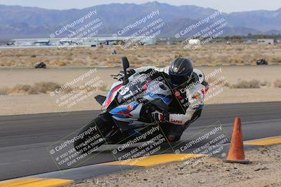 media/Dec-17-2022-SoCal Trackdays (Sat) [[224abd9271]]/Turn 9 Inside (1pm)/